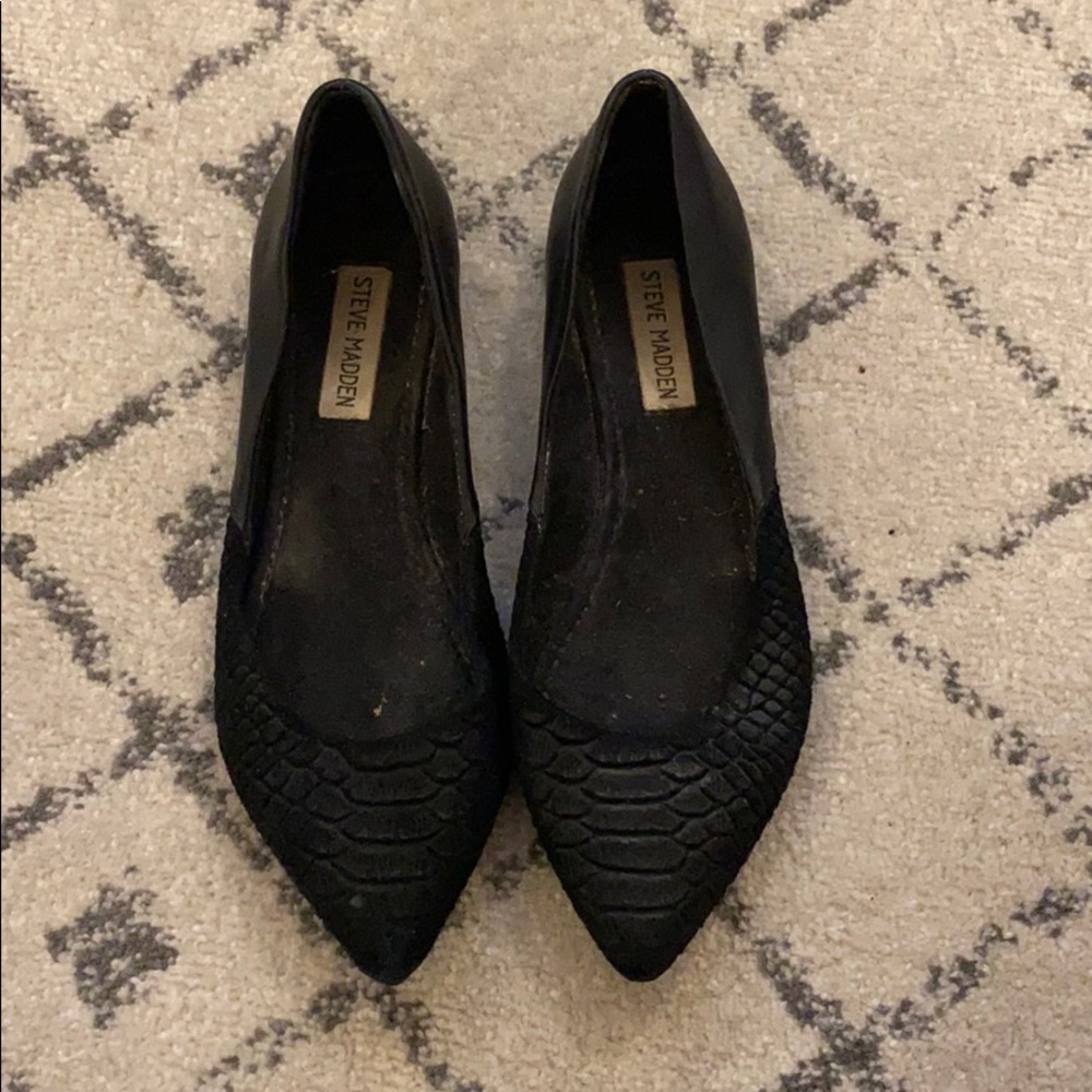 Steve Madden leather flats